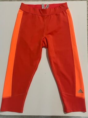 Adidas Techfit Red & Orange Capri Leggings Size S